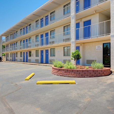 Motel 6-Oklahoma City, Ok - Frontier City Exteriör bild