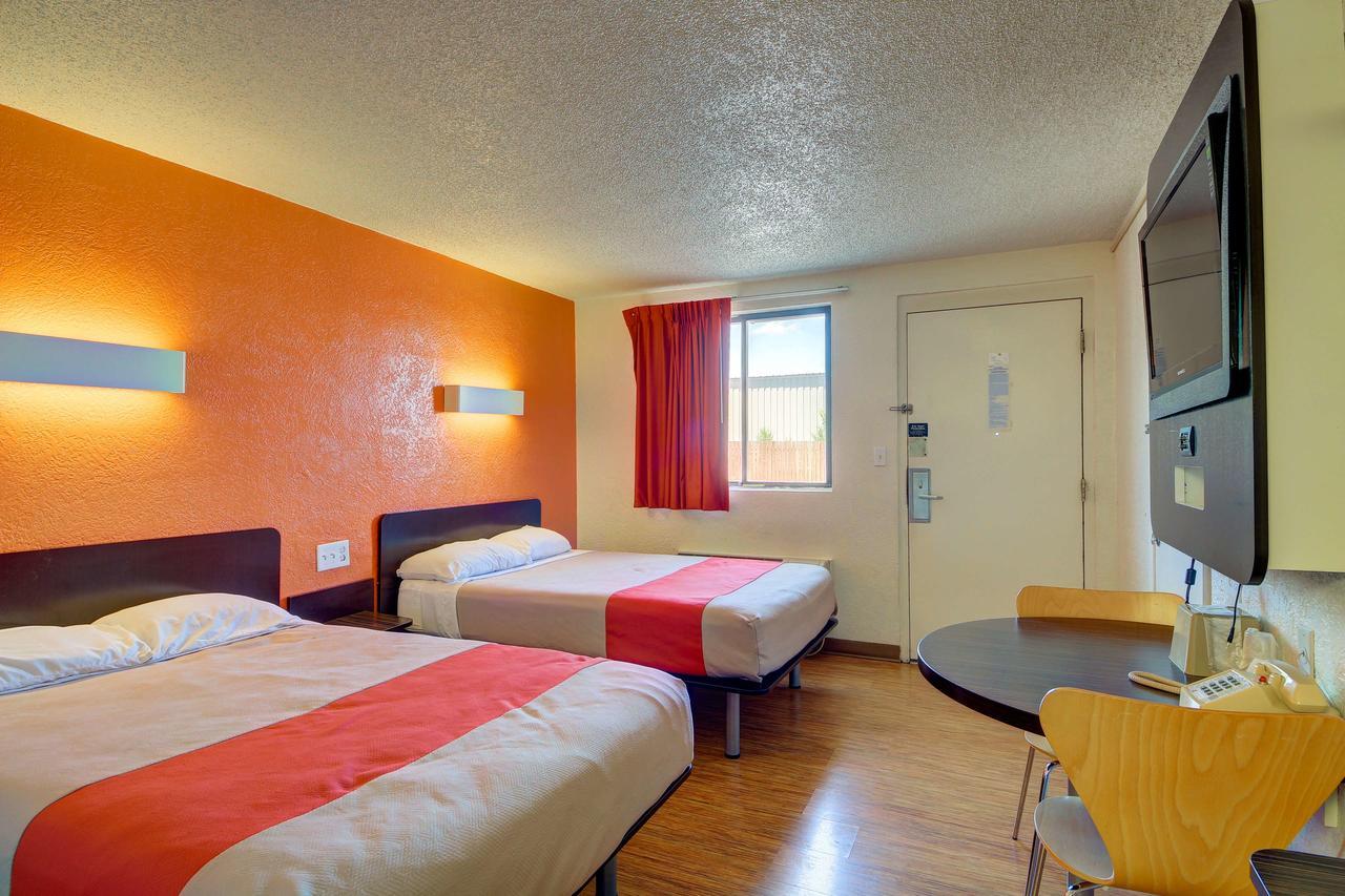 Motel 6-Oklahoma City, Ok - Frontier City Exteriör bild