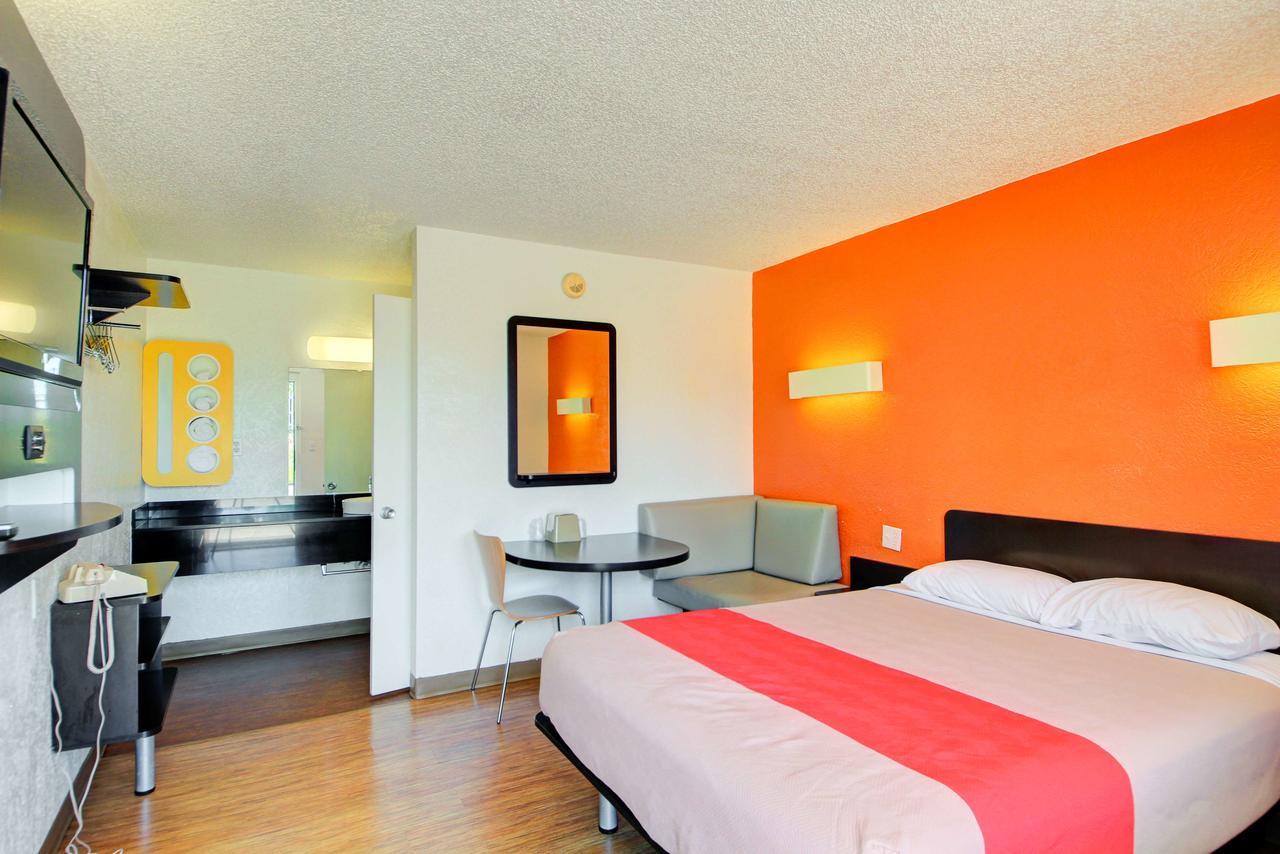 Motel 6-Oklahoma City, Ok - Frontier City Exteriör bild