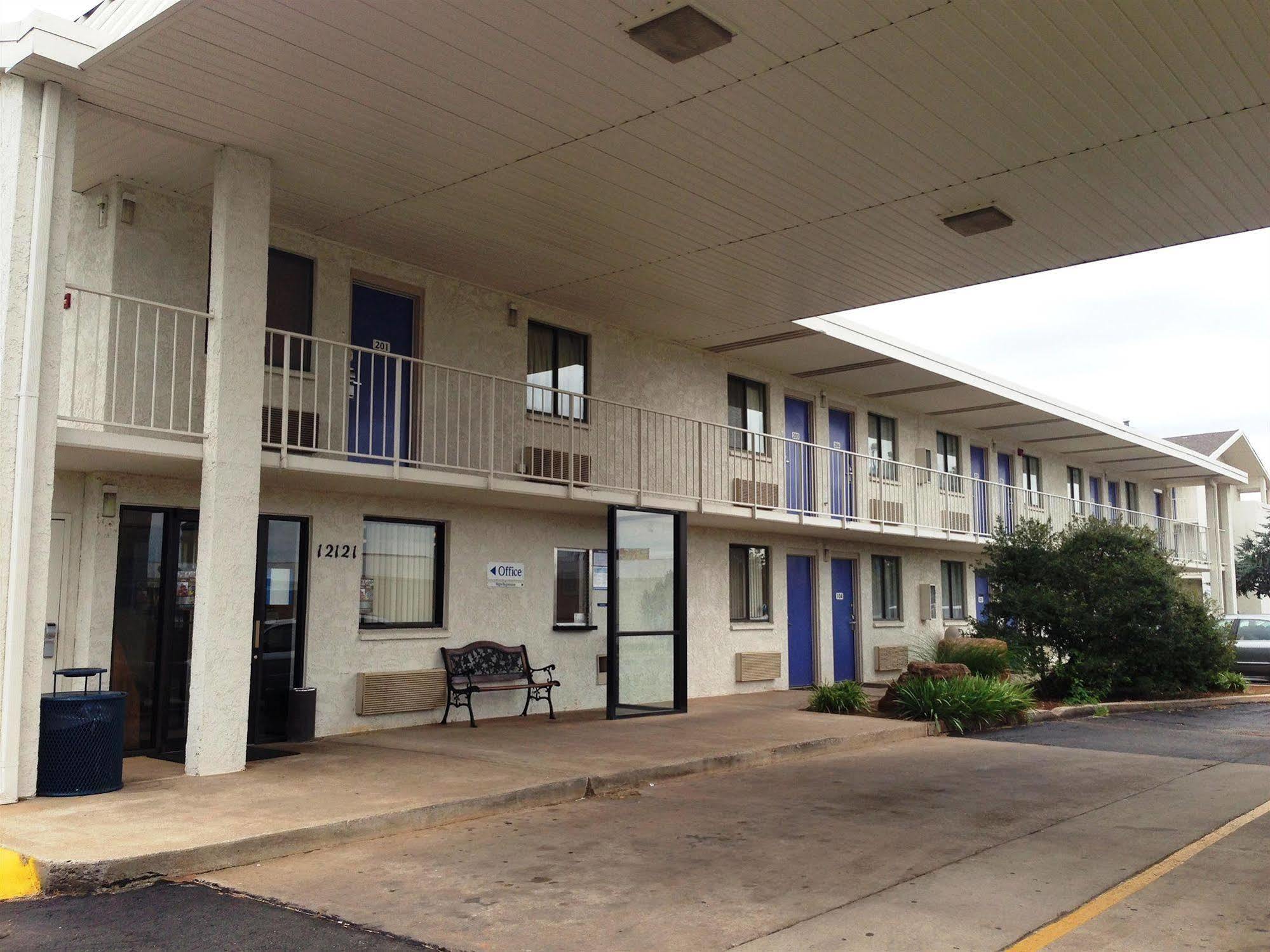 Motel 6-Oklahoma City, Ok - Frontier City Exteriör bild