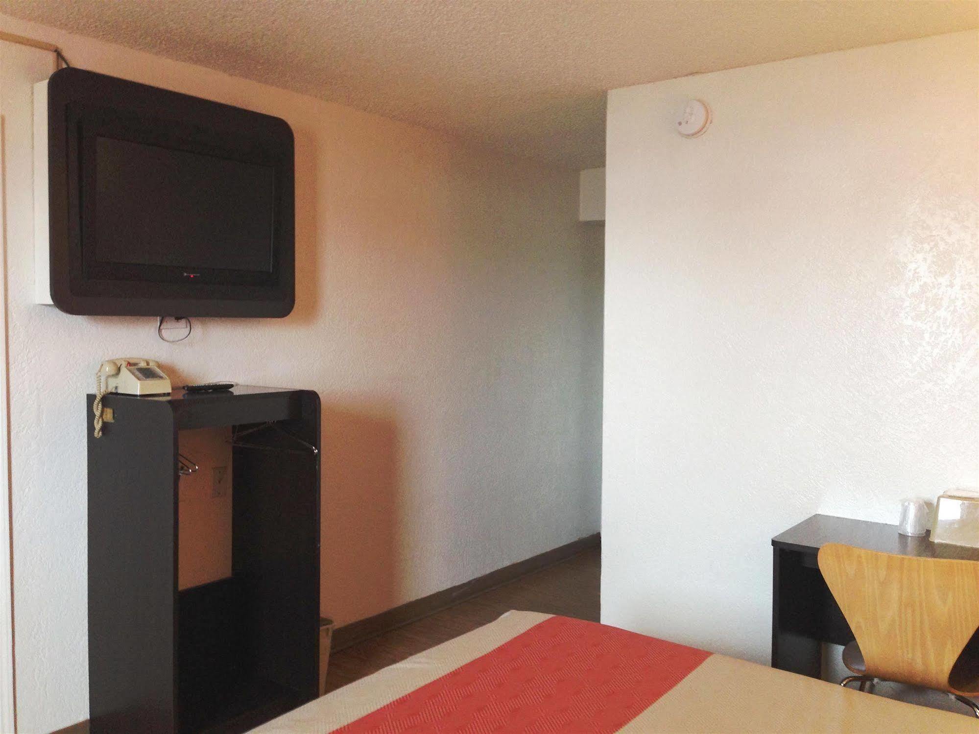 Motel 6-Oklahoma City, Ok - Frontier City Exteriör bild